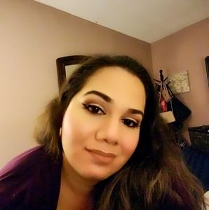 Meet your Posher, Cinthya